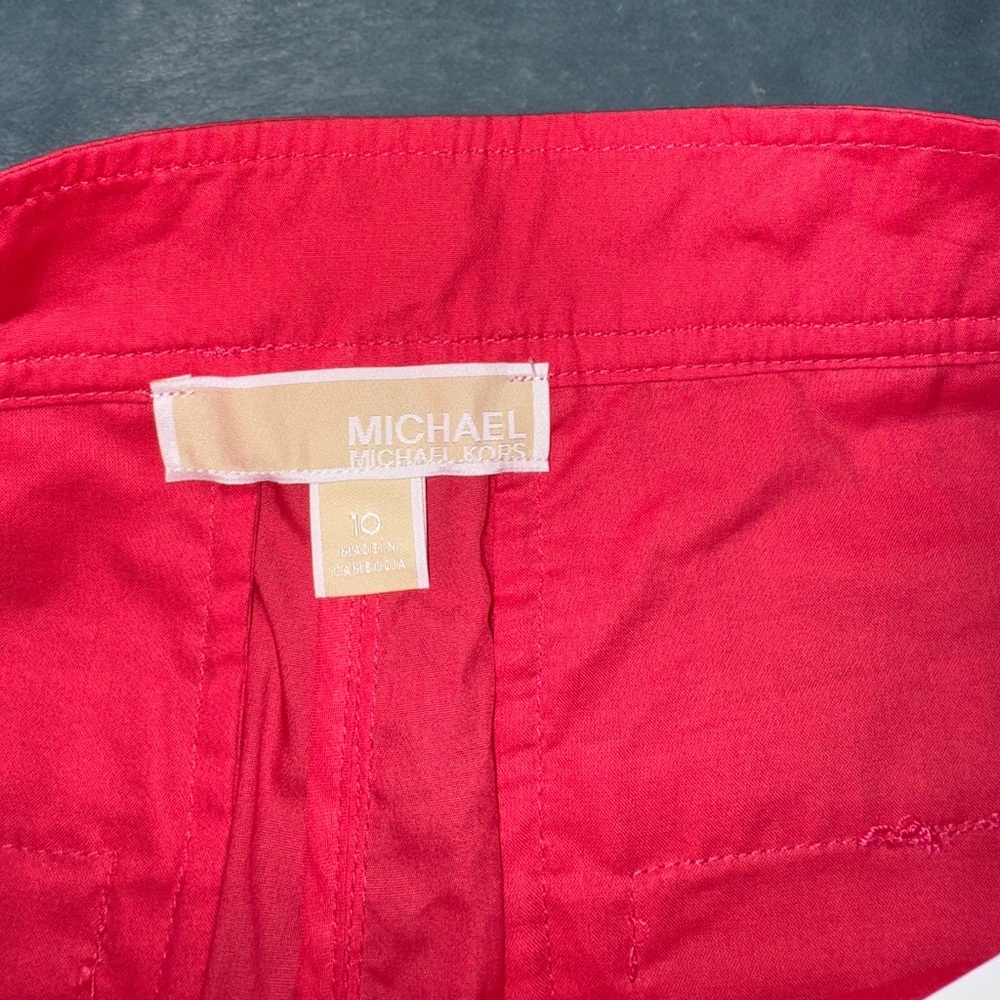 Micheal Michael Kors Red Bermuda Shorts Casual Lightweight Design, Size 10 - Picture 3 of 5